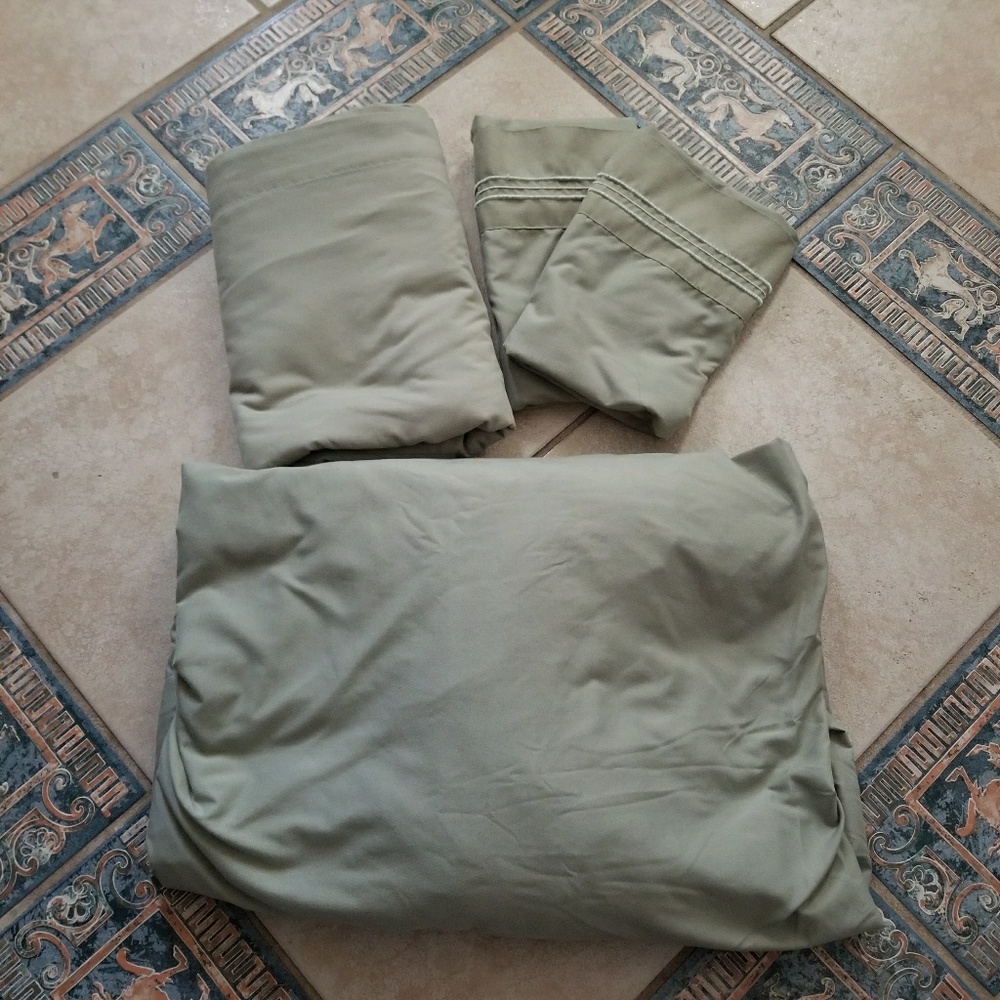 🚫Sold on Mercari🚫King Size Bed Sheets